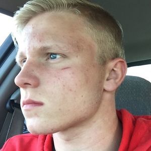 Meet your Posher, Dakota